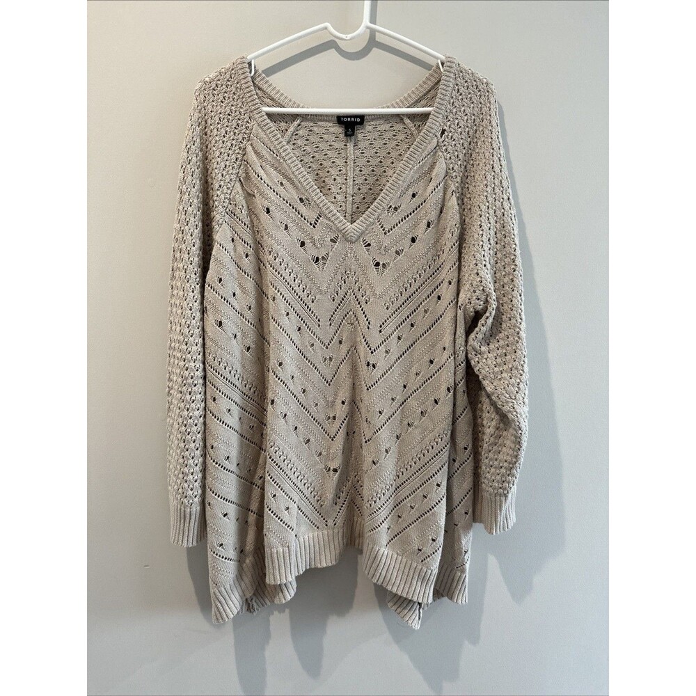 Torrid Sweater Women’s Size 5x Tan Knit Comfy Cozy V Neck